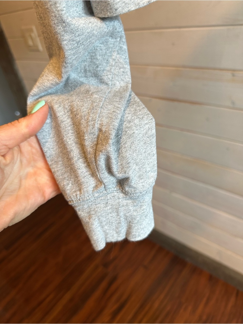 Sunday Best | Grey Cropped Polo Long Sleeve - Picture 3 of 6
